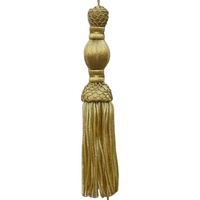 Cordón de borlas largas doradas personalizable OEM al por mayor, borla clerical con hilo metálico para ropa y bolsos - Hecho por Hamza