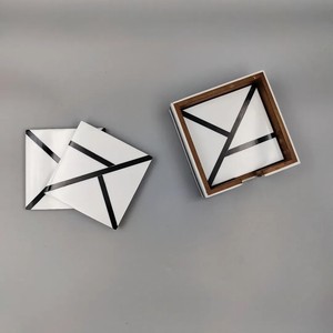 Ensemble de sous-verres carrés en résine géométrique moderne avec boîte de rangement, tapis antidérapants pour la décoration de table - Product Image 4