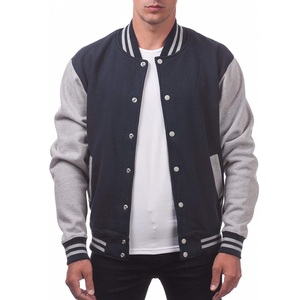 เสื้อแจ็คเก็ตฮิปฮอปสไตล์ญี่ปุ่นแบบ Letterman ตัวอักษรปักไหมพรม ทรงปกติ โอเวอร์ไซส์ หลวม สีดำล้วน ระบายอากาศได้ดี - Product Image 2