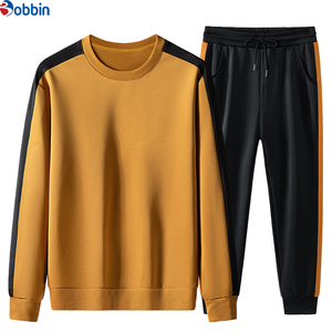 Ensemble de survêtement sport deux pièces pour homme, personnalisé, tendance, col rond, respirant, coupe décontractée, en tissu épais, avec sweat-shirt et pantalon de jogging - Product Image 1