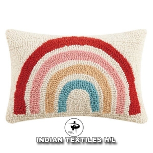 Fashionable Boho Tufted Pillow Cover Hot Selling Unique Handwoven Decorative Throw Pillow Custom Design - Product Image 1