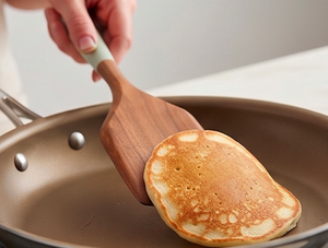 Wooden <b>Cooking</b> <b>Utensil</b> Set With Green <b>Silicone</b> Handles Minimalist Design Reusable Kitchen Tools For Catering Use And Hotel Use - Product Image 5