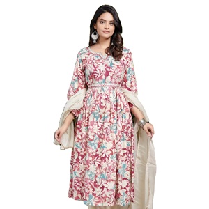 Juego de telas con estampado de rayón pesado con top de trabajo bordado y fondo concepto Herrera con dupatta a la venta en línea - Product Image 3