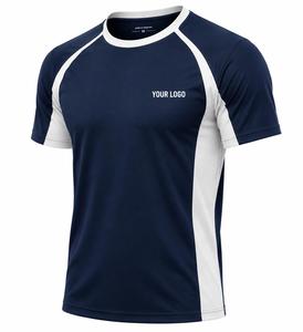 เสื้อยืดคอกลมแขนสั้นทรงปกติสำหรับผู้ชาย สไตล์ลำลอง สกรีนโลโก้ด้านหน้า ผ้าถักโพลีเอสเตอร์/คอตตอน แห้งเร็ว ขายส่ง - Product Image 3