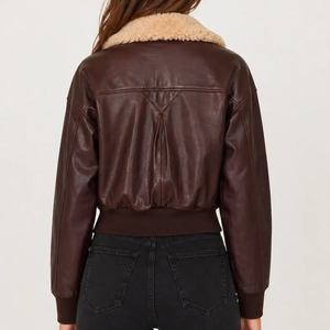 Veste de moto en cuir d'agneau bordeaux pour femme avec col en peau de mouton respirante - Veste en cuir bordeaux - Product Image 3