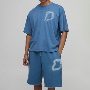 เสื้อยืดและกางเกงขาสั้นผ้าฝ้ายลายโลโก้ Applique Washed สไตล์สตรีทแวร์สำหรับผู้ชาย ชุดสองชิ้น เสื้อยืดและกางเกงขาสั้น - Product Image 1