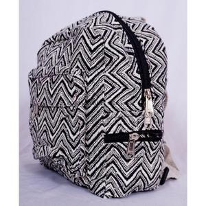 กระเป๋าเป้สะพายหลังทำมือ ขนาดกลาง สำหรับทุกเพศ ผ้าแคนวาส 100% น้ำหนักเบา ความจุ 20 ลิตร ปิดด้วยซิปและหัวเข็มขัด พร้อมโลโก้ช่างฝีมือ เหมาะสำหรับการเดินทาง - Product Image 2