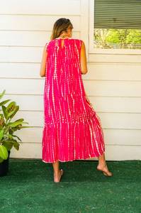 Vestido Maxi con Cuello en V y Estampado Tie-Dye, Diseño Moderno, Multicolor, Estilo Lindo, Sin Mangas, Cintura Natural, Corte en A, de Rayón - Product Image 3