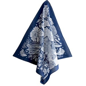 Foulard carré en soie de luxe pour femme, impression numérique, design de logo personnalisé, vente en gros, marque de luxe - Product Image 1