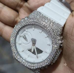Reloj Hip Hop VVS Moissanite con Incrustaciones de Diamantes, Reloj de Lujo de Plata 925 con Correa Blanca de Cuarzo, Venta al por Mayor - Product Image 2