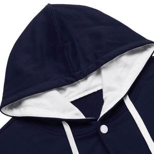 Veste varsity en toile premium pour homme |   Doublure en polaire imperméable |   Manches contrastées bleu marine et blanc glace |   Letterman Bomber - Product Image 3