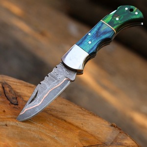 Couteau pliant de camping fait main à lame droite en acier Damas cuivré, avec étui en cuir de qualité DIY - Product Image 2