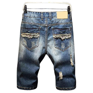 Pantalones Cortos Bermuda de Mezclilla Azul para Hombre, Cintura Media, Cierre de Botones, Estilo Casual Desgastado, 100% Algodón Tejido - Product Image 3