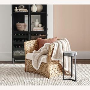 Fauteuil en jacinthe d'eau tressée écologique du Vietnam avec coussin blanc pour salon et hôtel - Vente en gros - Product Image 6