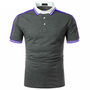 Polo personnalisé pour homme, rouge, respirant, à manches courtes, couleur unie, tricoté, décontracté - Product Image 3