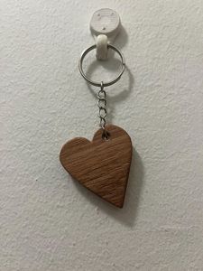 Porte-clés en bois découpé au laser fait main, forme personnalisée, logo gravé, photo imprimée, porte-clés en bois personnalisé, fournisseur de cadeaux personnalisés - Product Image 6
