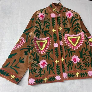 Chaqueta de terciopelo Suzani bordada a mano para mujer, estilo bohemio chic, con bordado floral, abrigo corto étnico con frente abierto, manga larga, cálida para invierno - Product Image 3