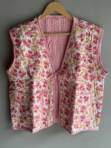 Floral <b>Quilted</b> Cotton Vest V-Neck Sleeveless Women's <b>Jacket</b> Summer Wear with Pockets Printed <b>Pattern</b> Regular Length GIFT FOR HER - Product Image 1