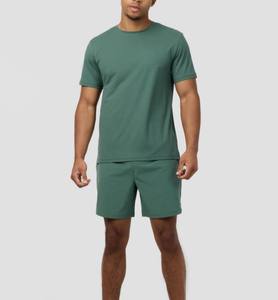Ensemble de sport respirant pour homme à séchage rapide, t-shirt et short avec entrejambe de 7 pouces - Product Image 1