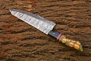 Cuchillo de chef de acero de Damasco con mango de resina con estampado natural, espaciador de madera negra y roja, para cocina, cuchillería, tallado, venta al por mayor, a granel, B2B, OEM - Product Image 5