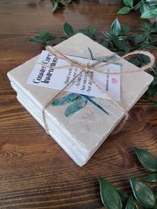 Posavasos de Libélula Azul, Juego de Posavasos para Mesa de Café, Regalo Único con Diseño de Libélula - Product Image 3