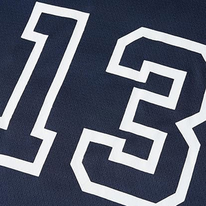 เสื้อฟุตบอลตาข่ายแบบกำหนดเอง คอวีทรงโอเวอร์ไซส์ สไตล์เรโทร พิมพ์ลายดิจิตอลแบบระเหิด พร้อมโลโก้ ชื่อ และหมายเลข ผู้ผลิต - Product Image 2