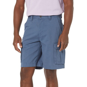 Shorts pour hommes en polyester à séchage rapide, conçus pour les entraînements intenses, avec technologie d'évacuation de l'humidité, en vente. - Product Image 5