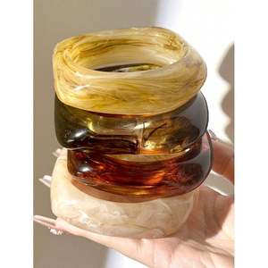 Pendientes de Resina Étnicos de Diseño para Mujer, Hechos a Mano, Joyería de Moda Etérea - Product Image 3