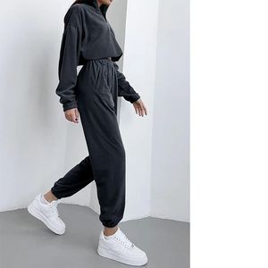 Nouvel ensemble de vêtements pour femmes automne-hiver, sweat à capuche décontracté à col évasé en couleur unie, fabriqué sur mesure par Twin City Pakistan - Product Image 2