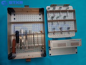 Juego de instrumentos ortopédicos de acero inoxidable para radio distal de 2.4mm, tornillos y placas manuales - Product Image 4