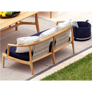 Sofá de Jardín de 3 Plazas con Respaldo de Ratán, Estructura de Madera y Cojines para Patio, Villa u Hotel - Product Image 6