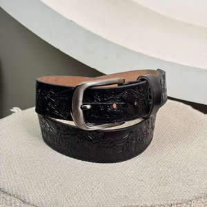 Cinturón de cuero de vaca genuino de alta calidad de diseño personalizado para hombres y mujeres cinturón de cuero genuino de vaca ajustable - Product Image 5