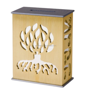 Boîte personnalisée Judaica Tzedakah: élégante banque de pièces en acrylique conçue pour des contributions significatives à la charité - Product Image 2