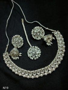 Classic American Diamond Bridal Jewelry <b>Set</b> Two-Piece <b>Necklace</b> <b>and</b> <b>Earrings</b> for Wedding Fashionable Classic Style - Product Image 3