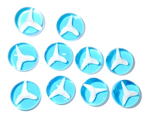 Cabujón de plástico con diente de tiburón auténtico, moderno, redondo, de 19x19 mm, con base plana azul transparente, para manualidades y fabricación de joyas - Product Image 1