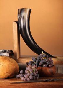 Norse Ale Horn with Holder <b>Stand</b> - Product Image 4