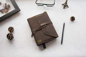 Funda de Cuero Genuino Hecha a Mano de Lujo con Logotipo Personalizado, Fabricante de Fundas para Libros, Funda para Diario Recargable, LBC-0016 - Product Image 6