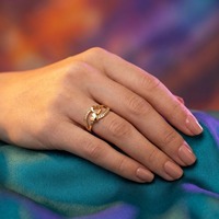 Laboratuvarda Yetiştirilmiş Elmas 14 Ayar Gül Altın Kadın Yüzük İnce İşçilik Günlük Kullanım OEM ODM Toptan Satış Fantazi Renk Lüks RIZTA JEWELS