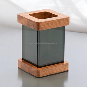 Lanterne suspendue artistique T-Light Holder Bougeoir décoratif en métal pour jardins, balcons, patios et célébrations en plein air - Product Image 2