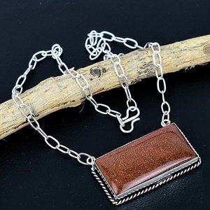 Collar con Colgante de Piedra Solar, Chapado en Plata, Hecho a Mano, Unisex, Estilo Cristiano - Product Image 1