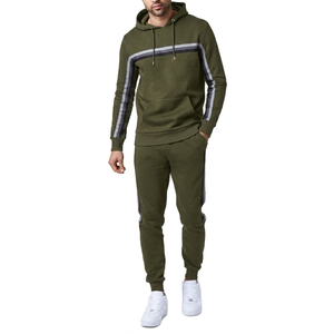 Ensemble de survêtement décontracté pour hommes en gros, deux pièces, avec impression de logo personnalisé, comprenant un sweat à capuche et un pantalon de survêtement empilé - Product Image 6