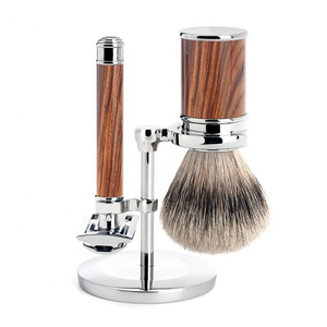 Kit de Afeitado Profesional Shave Edge con Maquinilla de Afeitar de Doble Filo, Mango Metálico, Cepillo de Pelo Sintético y Cuchilla Individual - Product Image 4