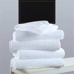 Ensemble de serviettes de bain en coton éponge blanc 100% coton, 500-600 g/m², logo personnalisé, séchage rapide, légères et confortables pour hôtels et maisons - Product Image 3