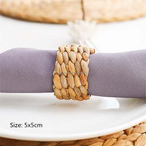 Anneaux de serviette en rotin tressé à la main, couleur naturelle, style bohème, largeur 4,5 cm, durables, décoration de table de mariage - Product Image 4