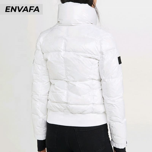 Nueva Chaqueta Corta Acolchada de Algodón Brillante para Mujer, Color Azul, para Invierno - Product Image 5