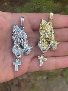 Pendentif Hip Hop Personnalisé de Qualité Supérieure en Argent 925 avec Moissanite, Plaqué Argent, Breloque de Collier Tendance Urbaine – Le Meilleur - Product Image 1