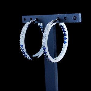 Elegantes pendientes de oro blanco de 14 quilates con diamantes cultivados en laboratorio, color EF, corte brillante redondo, 0.84 ct, claridad VVS VS, joyería fina de lujo. - Product Image 1