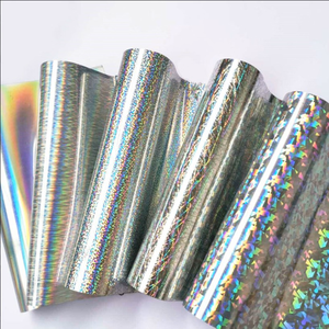 Película de Laminación Térmica Holográfica de Diseño Personalizado, Adhesivo PET, Lámina Holográfica Transparente con Efecto Arcoíris para Impresión y Empaquetado - Product Image 3