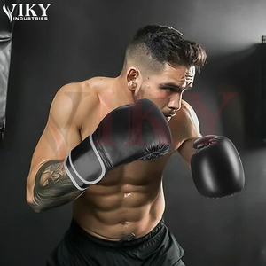 Gants de boxe en cuir artificiel avec logo personnalisé, bordure noire et blanche, ajustement ergonomique, haute durabilité, absorption des chocs multicouche - Product Image 6