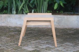 Reposapiés con Estructura de Madera de Teca Sólida y Tejido de Ratán Sintético Hecho a Mano con Acabado Bien Pulido - Product Image 4